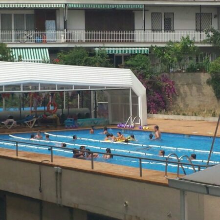Piscina a l'aire lliure