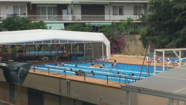 Piscina a l'aire lliure